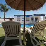 Bananera Con Piscina Privada En Ferienhaus *