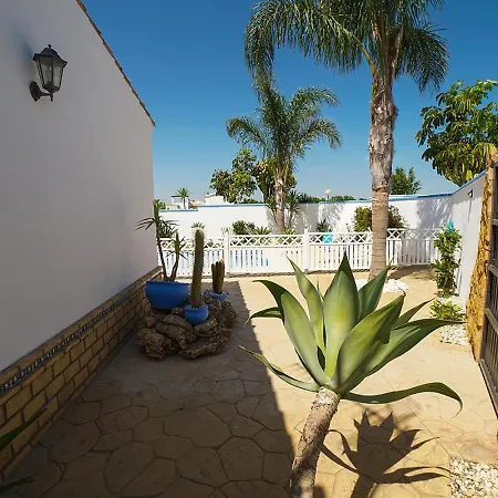 Bananera Con Piscina Privada En * Conil De La Frontera