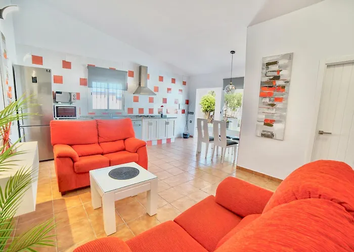 Bananera Con Piscina Privada En Conil De La Frontera