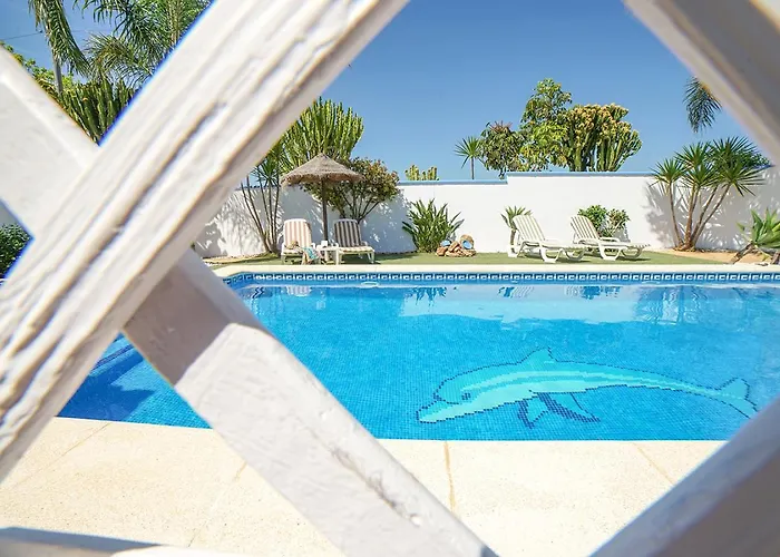 Feriehus Bananera Con Piscina Privada En