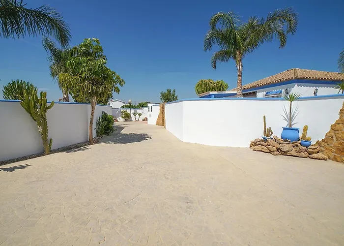 Bananera Con Piscina Privada En Prázdninový dům Conil De La Frontera