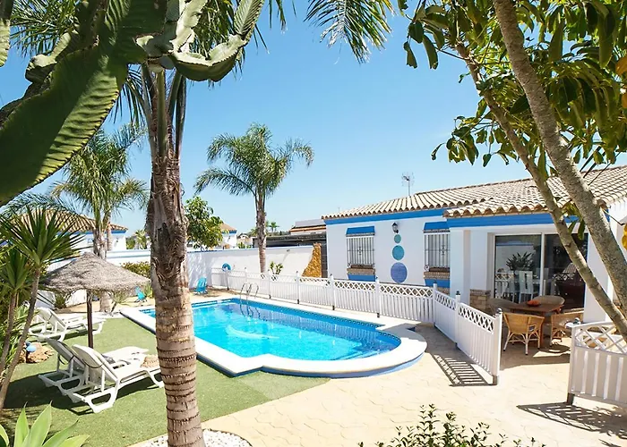 Bananera Con Piscina Privada En