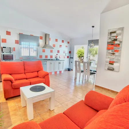 Bananera Con Piscina Privada En Коніль-де-ла-Фронтера