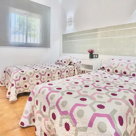 Bananera Con Piscina Privada En * Коніль-де-ла-Фронтера