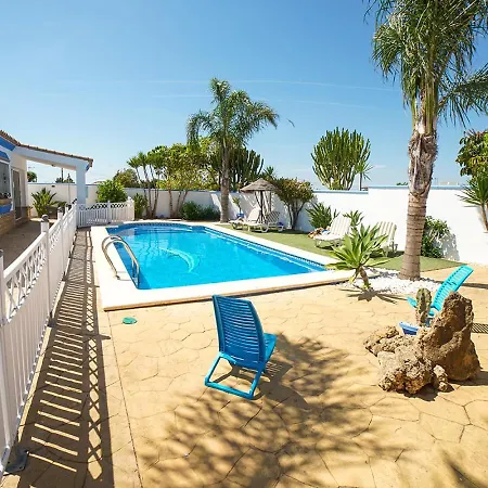 Bananera Con Piscina Privada En * Коніль-де-ла-Фронтера