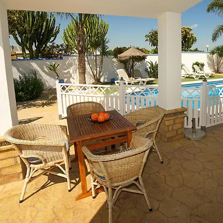 Будинок відпочинку Bananera Con Piscina Privada En *